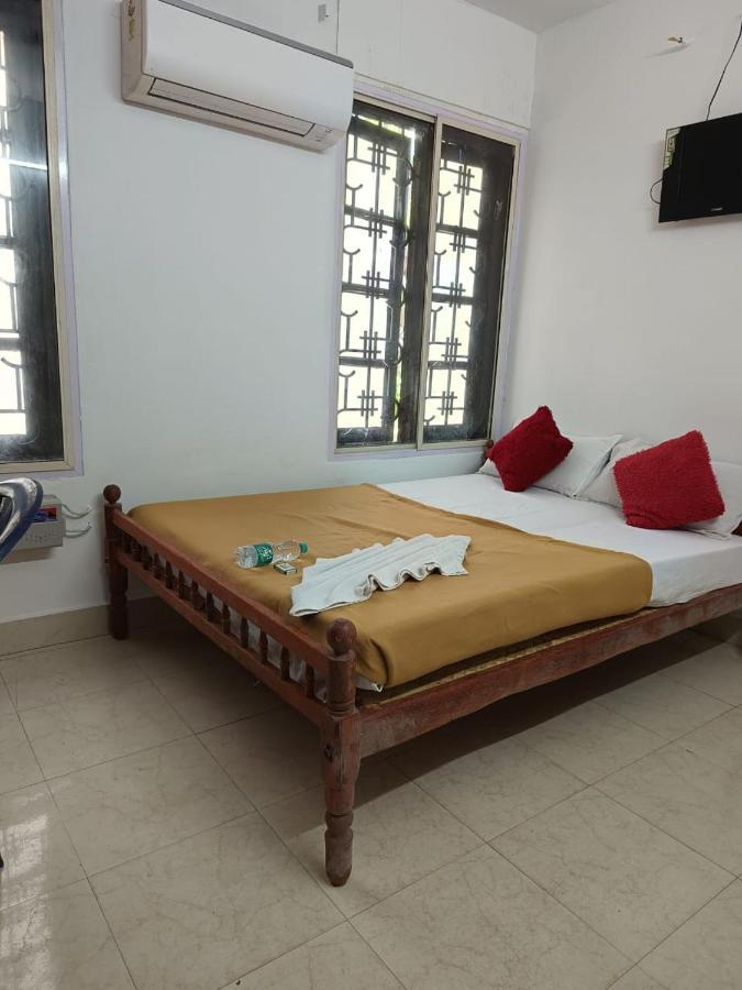 Hotel Prathiba Residency Kollam Exterior foto